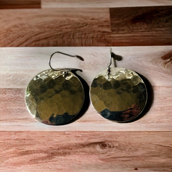 925 Sterling Silver Hammered Round Earrings - Picture 2 of 6